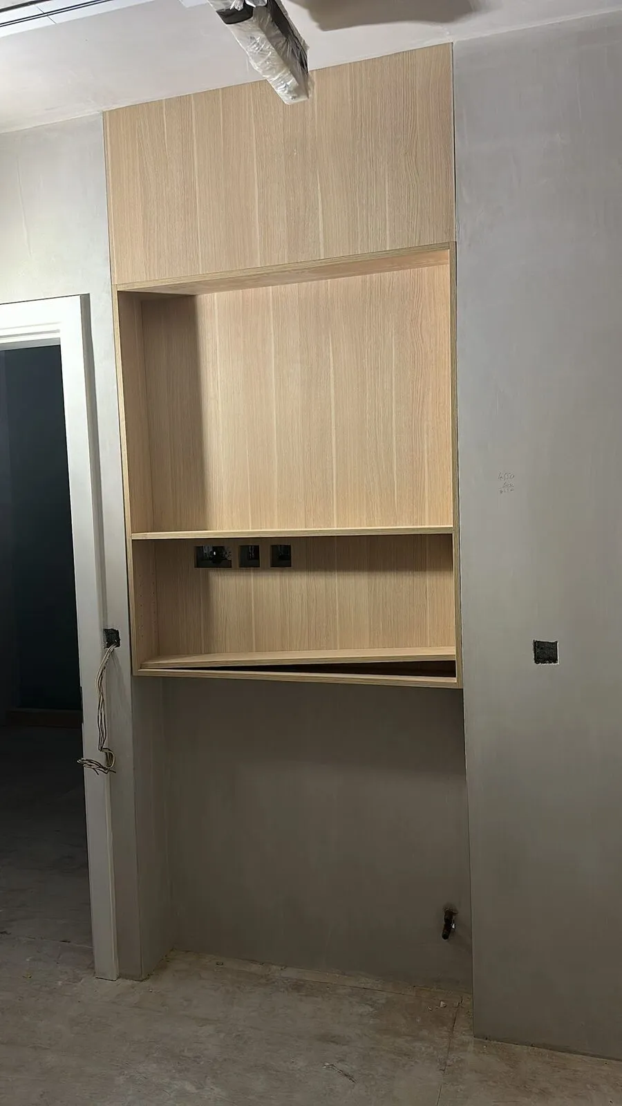 Built-in Shelving & Storage by Mullan Carpentry & Joinery in Derry (project photo 8)