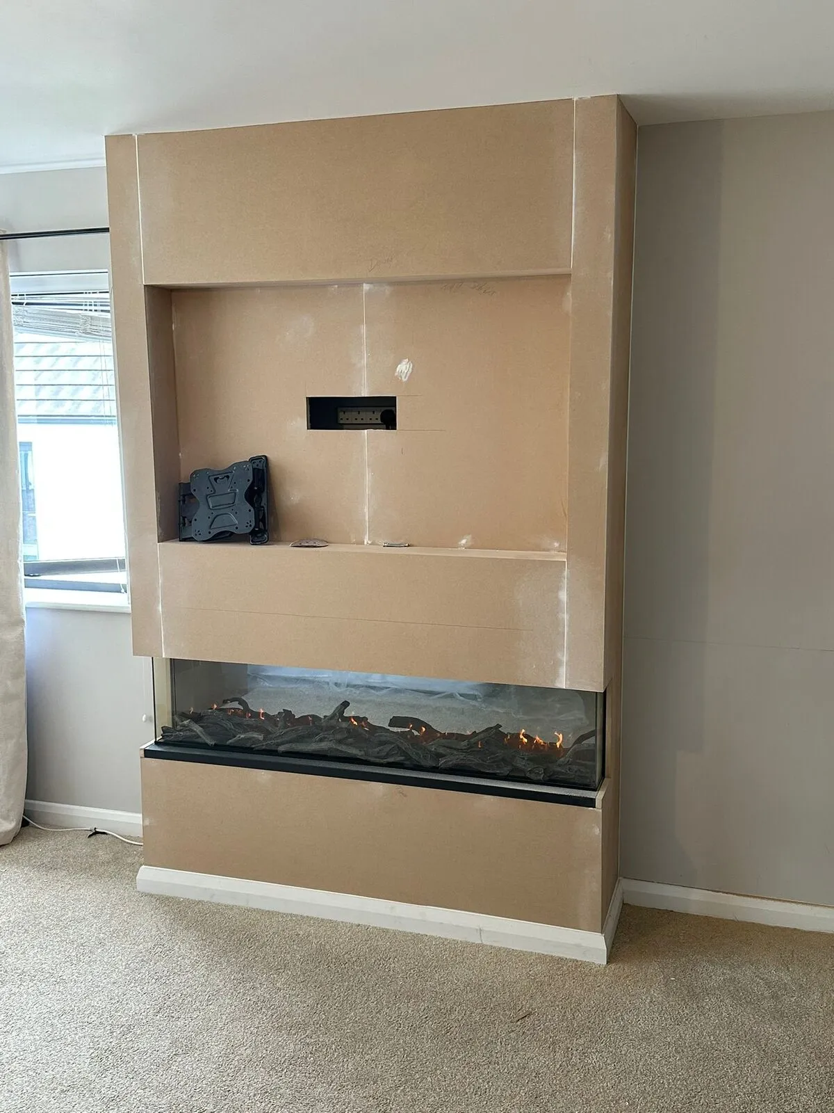 Media Walls & TV Units by Mullan Carpentry & Joinery in Derry (project photo 7)