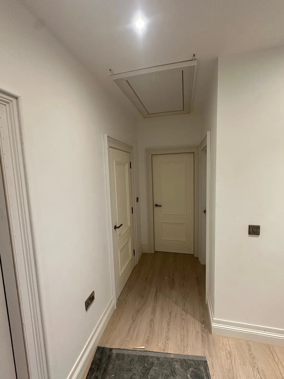 Doors & Glass Partitions by Mullan Carpentry & Joinery in Derry (project photo 26)